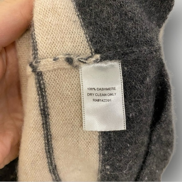 PROJECT Cashmere Sweater Sz M - Picture 9 of 9